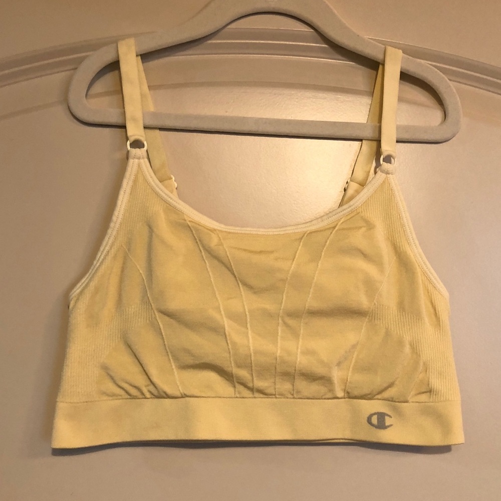 Sports bra